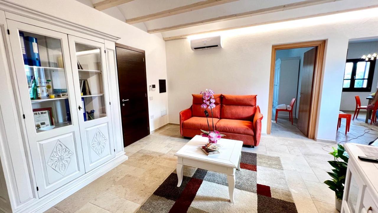 La Casa Di Natalie Apartment Girasole Luaran gambar