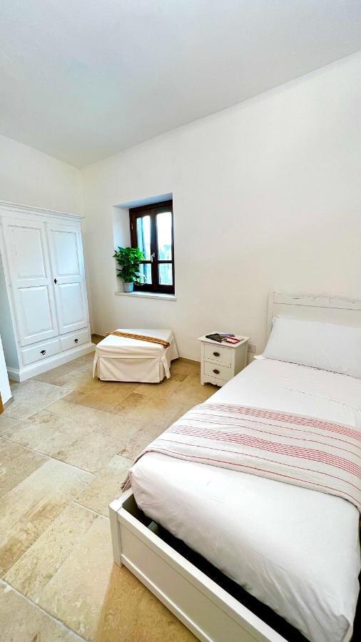 La Casa Di Natalie Apartment Girasole Luaran gambar